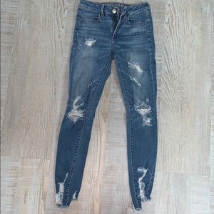 AEO High-rise distresses jegging